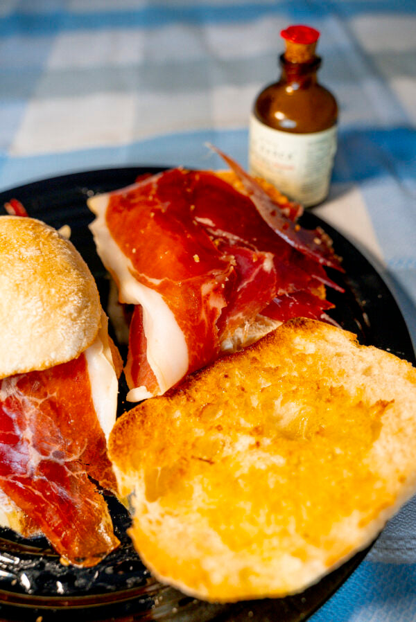 Bocadillo de Jamón Ibérico con Aceite Ahumado