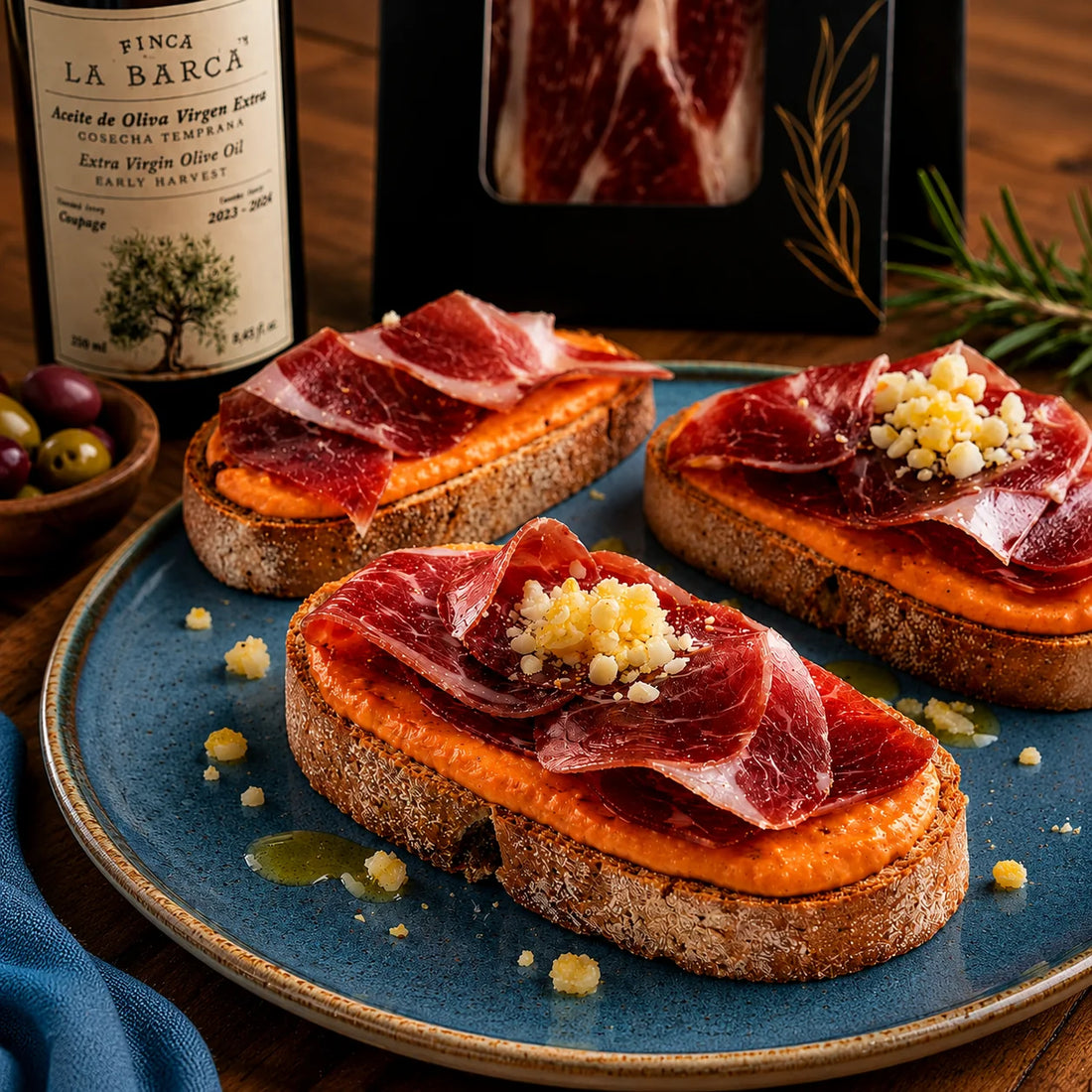 TOSTA DE SALMOREJO CON JAMÓN IBÉRICO