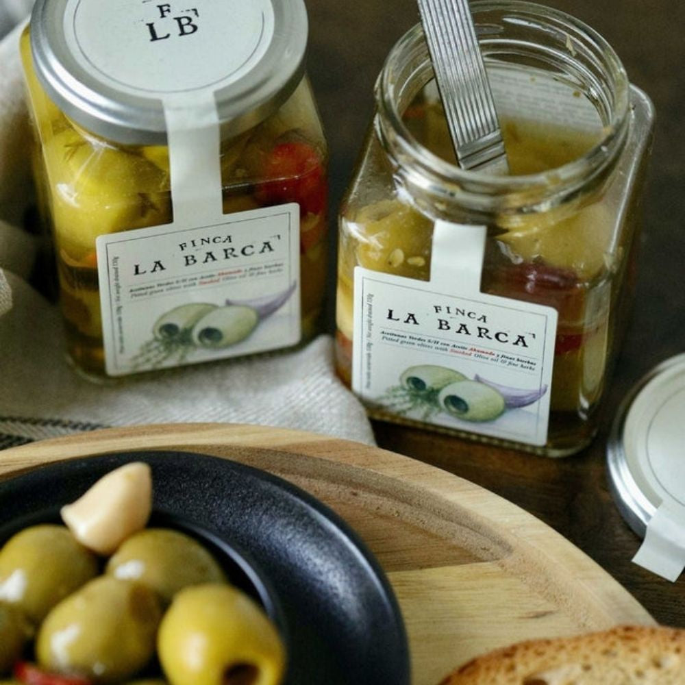 Aceitunas Gordal deshuesada con Aceite de Oliva Ahumado y Finas Hierbas