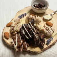 EDICIÓN PREMIUM Rocas de Frutos Secos Tres Chocolates Belga